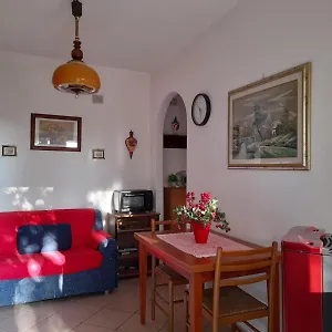 8380 Morellino Little House Appartamento